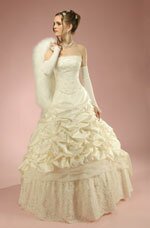 абрикосовое свадебное платье