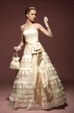 свадебное платье абрикосового цвета