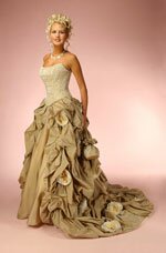 свадебное платье цвета